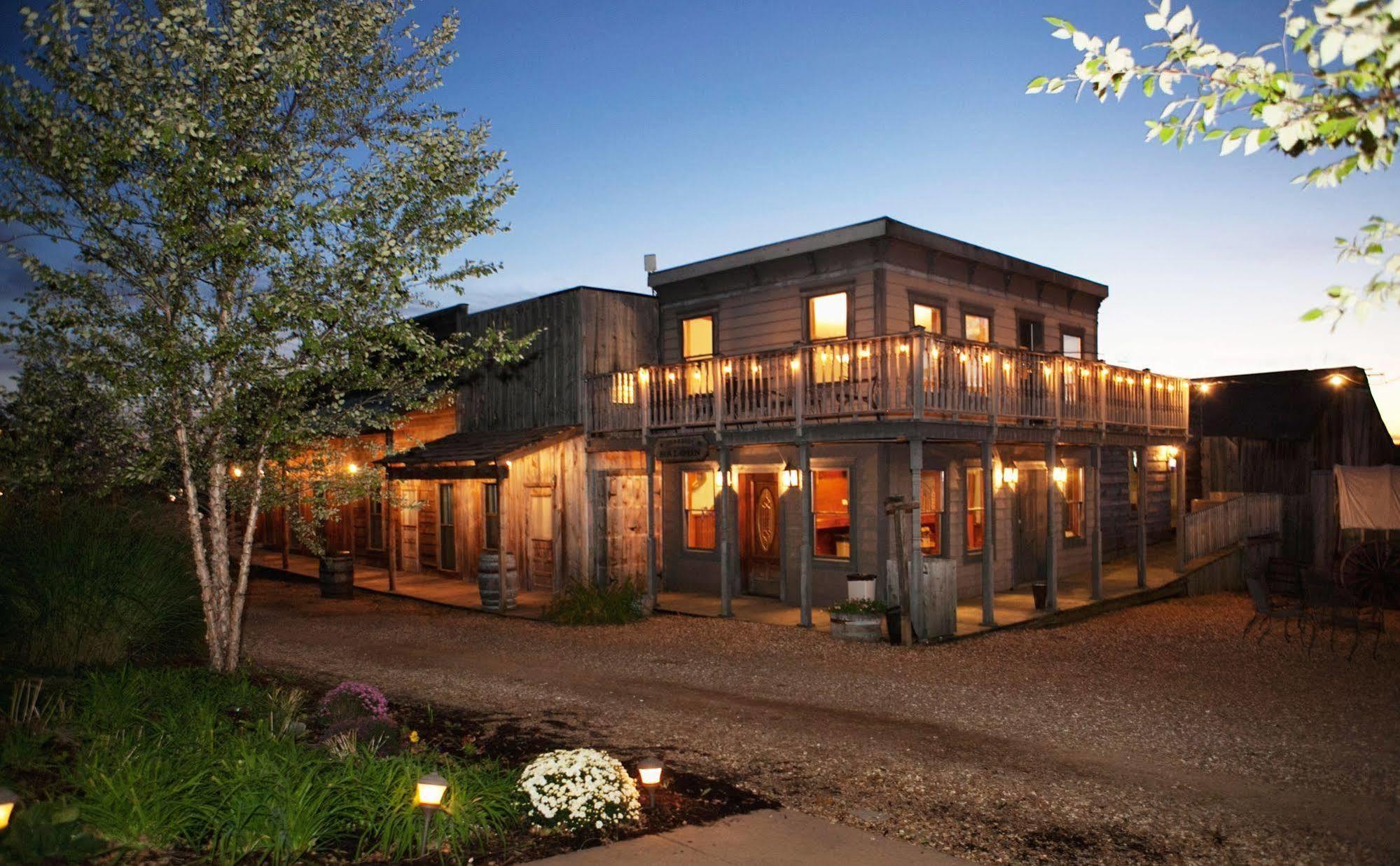 Отель Cedar Creek New Haven Экстерьер фото